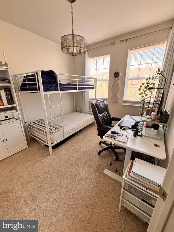 Building Photo - 328 Dawson Pl