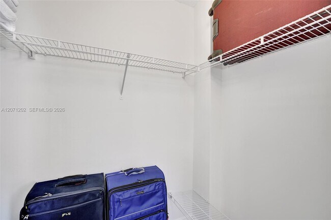 Building Photo - 2080 S Ocean Dr