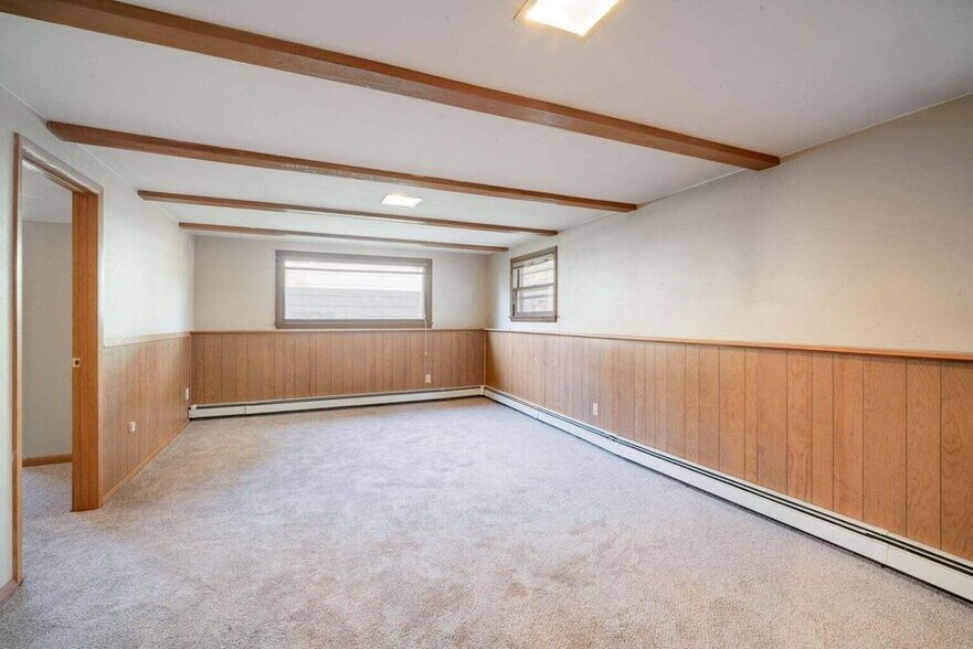 Building Photo - 4321 N 99th St