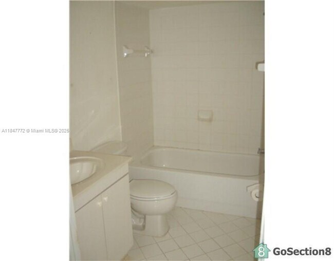 Building Photo - 1260 SE 29th St