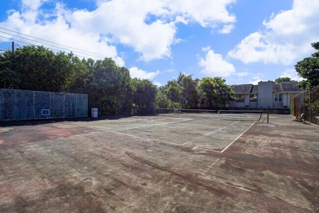 Building Photo - 1881 Bering Dr