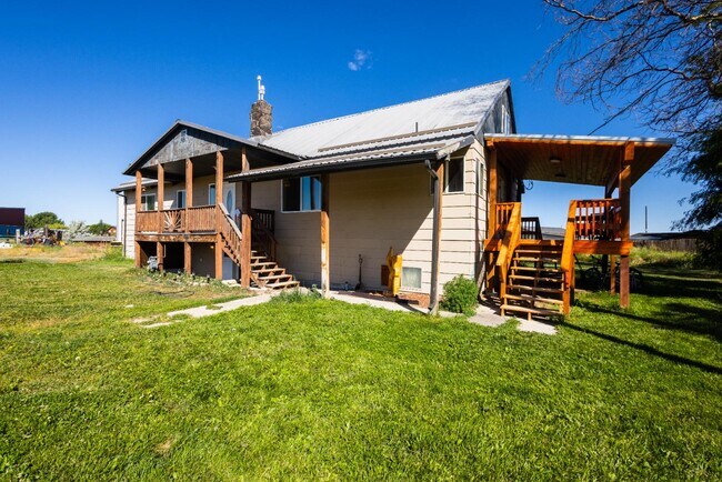 Building Photo - 211 N 3900 E