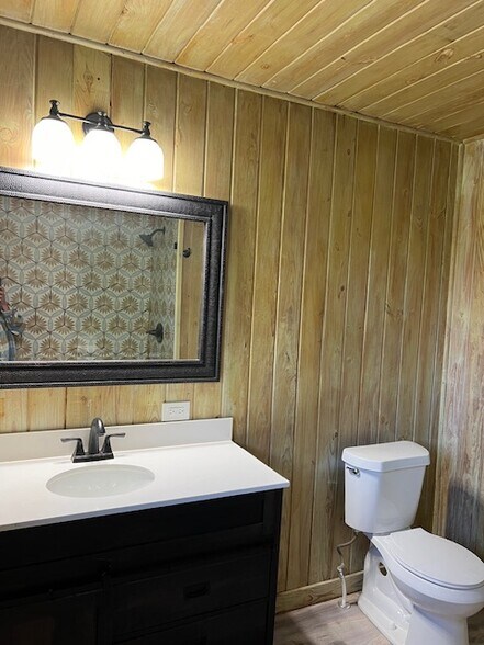 Bathroom #1 - 9900 E State Highway 71