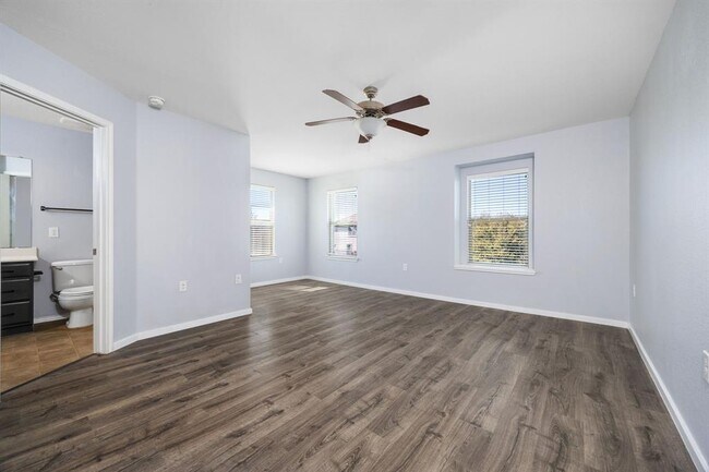 Building Photo - 8909 Winter Haven Rd