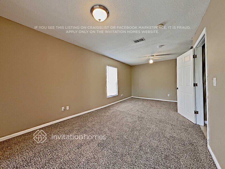 Building Photo - 341 Rollins Dr