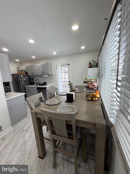 Building Photo - 15309 Alan Dr