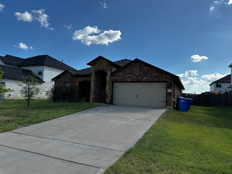 Primary Photo - 11220 Haviture Wy