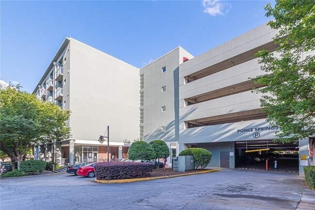 Building Photo - 620 Glen Iris Dr NE
