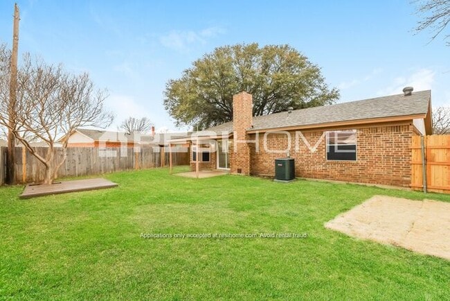 Building Photo - 6589 Old Mill Cir