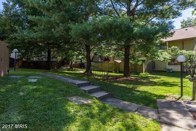 Primary Photo - 5735 Nordeen Oak Ct