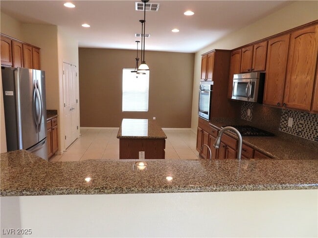 Building Photo - 2211 Waterton Rivers Dr