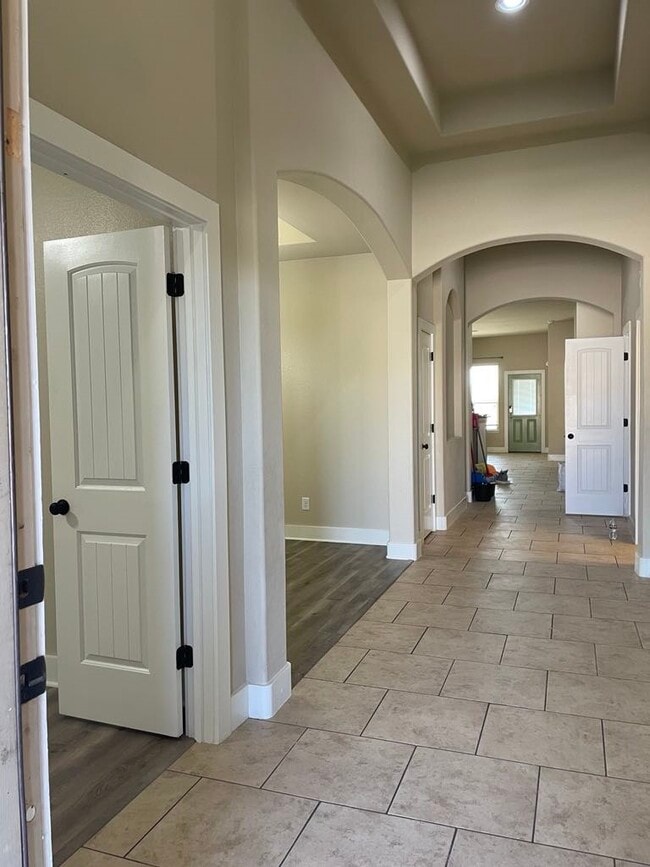Building Photo - 11702 Eagle Ridge Dr