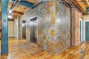 Building Photo - 145 Canal St E
