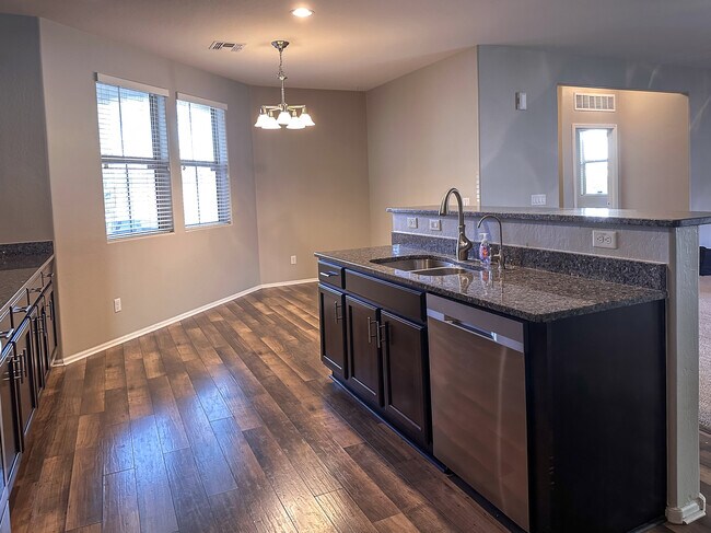 Building Photo - 4057 E Nunneley Rd