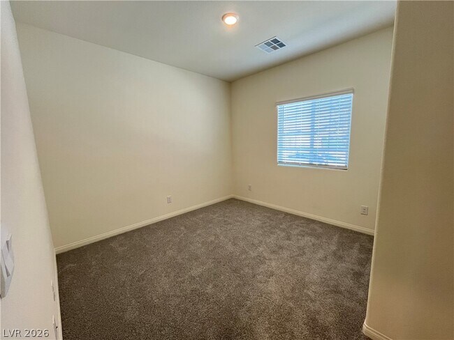 Building Photo - 7458 Mason Springs Ave