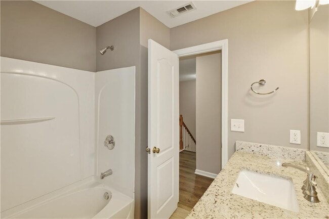 Building Photo - 1975 Hoods Fort Cir NW