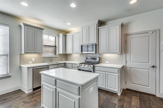 Building Photo - 3120 Gaylord Dr
