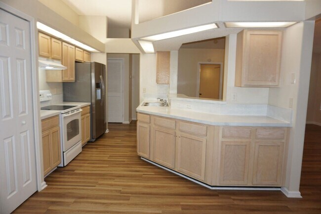 Building Photo - 5050 Acre Estates Dr
