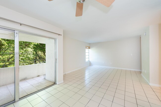 Building Photo - 5838 SW 74th Terrace