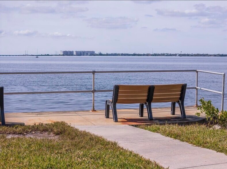 Building Photo - 25188 Marion Ave