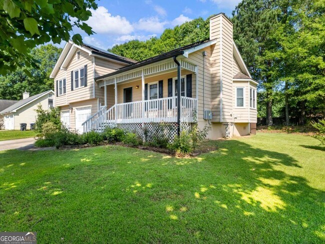 Building Photo - 443 Rhett Dr