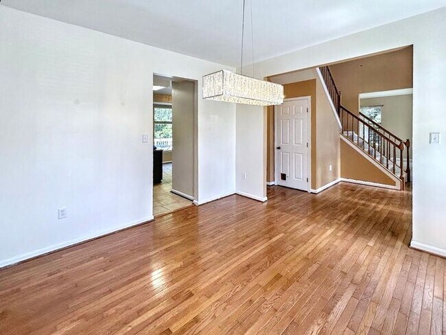 Building Photo - 3704 Thomasson Crossing Dr