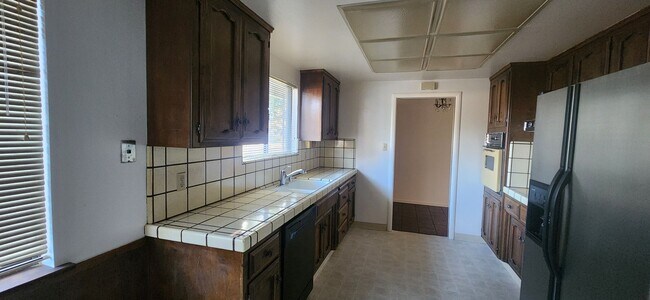 Building Photo - 8118002/37