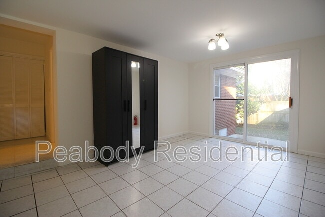 Building Photo - 2129 Grayson Pl