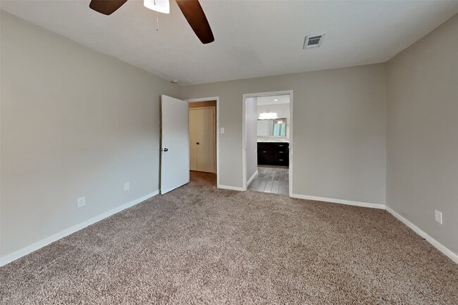 Building Photo - 8110 Renmark Ln
