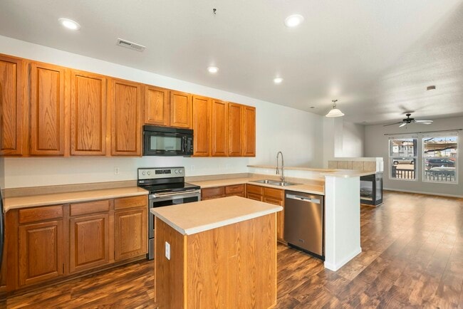 Building Photo - 2569 Shannara Grv