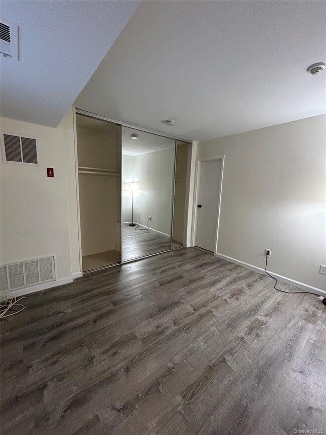 Building Photo - 37 El Camino Ct