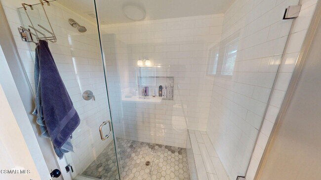 Building Photo - 30621 Sandtrap Dr