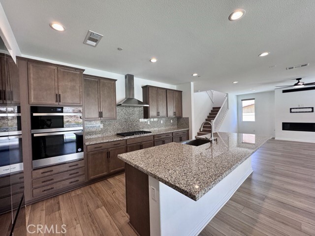 Building Photo - 25181 Desert Sage Dr