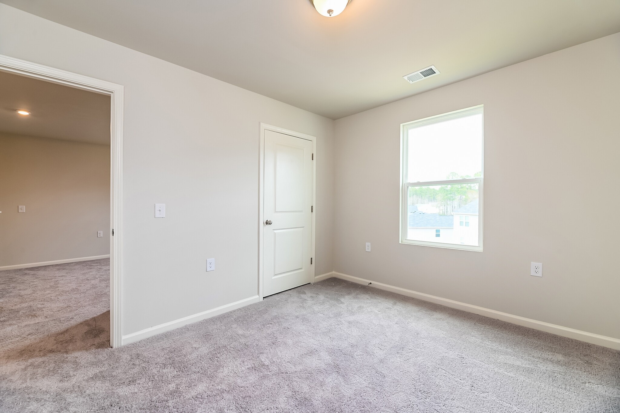 Building Photo - 723 Ruston Dr SE