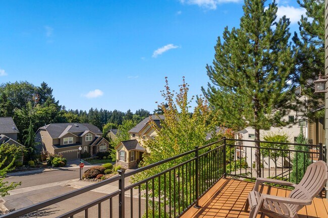 Building Photo - 7068 SW Valenta Ct