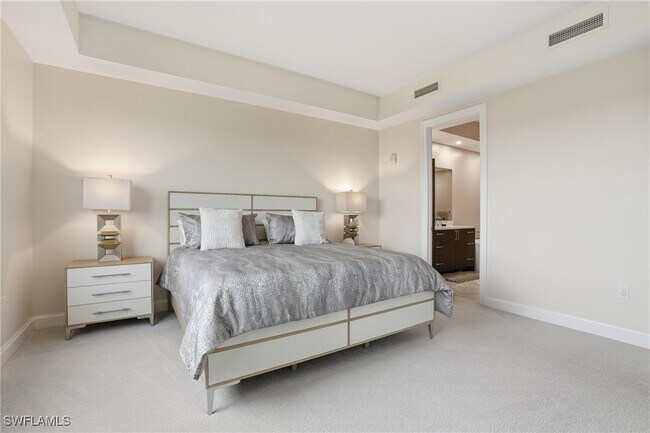 Building Photo - 1125 Central Ave