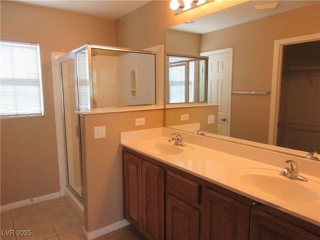 Building Photo - 8056 Aztec Basin Ave