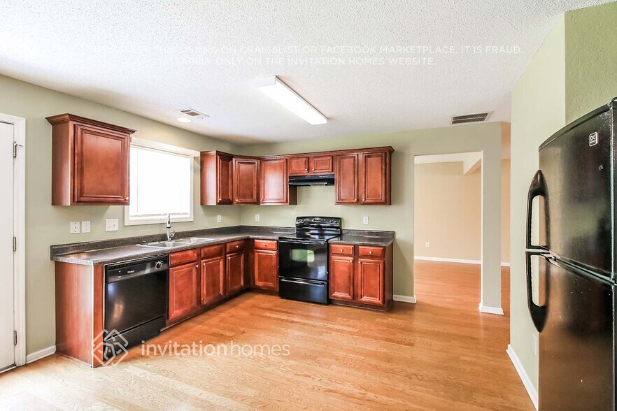 Building Photo - 3012 Newtons Crest Cir