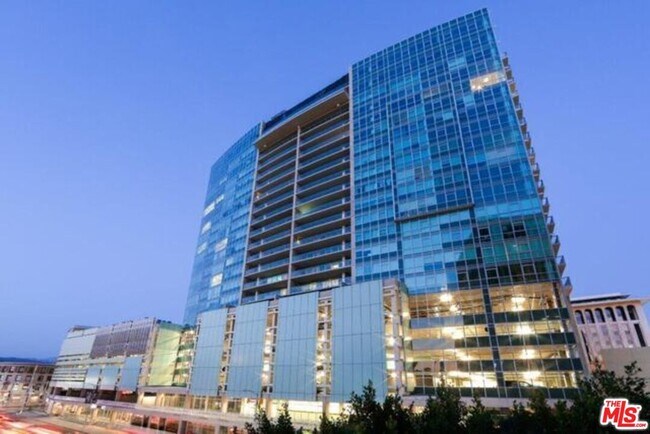 Primary Photo - 3785 Wilshire Blvd