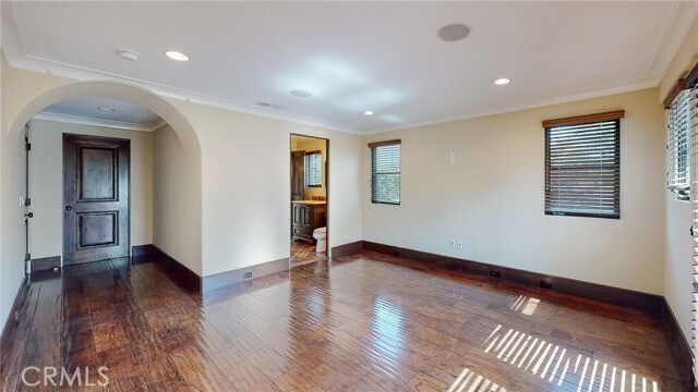 Building Photo - 227 Pso De Granada