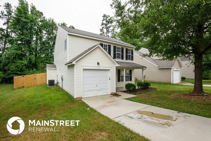 Building Photo - 7929 Bristle Ln