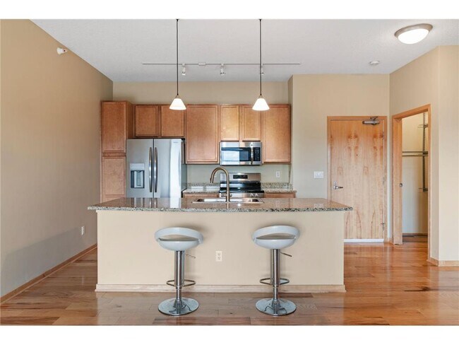 Building Photo - 4525 Park Commons Dr