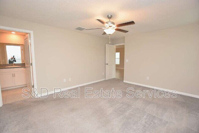 Building Photo - 5643 Keaton Springs Dr