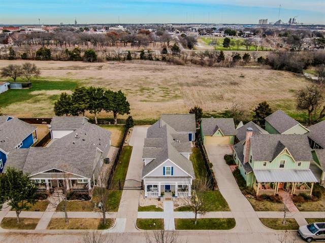 Building Photo - 209 Cody Hunter