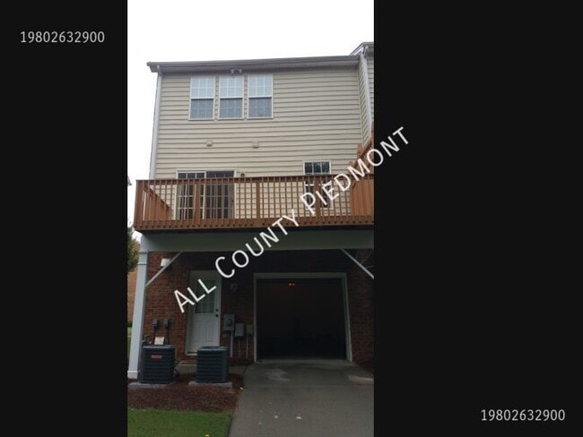 Building Photo - 10331 Winslet Dr