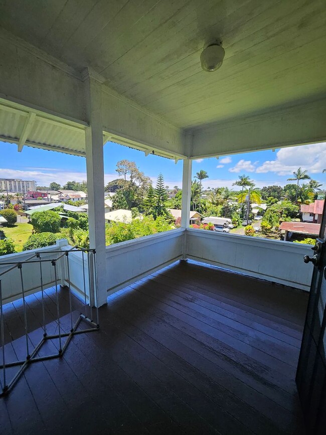 Building Photo - Charming 3 bedroom home in Central Hilo