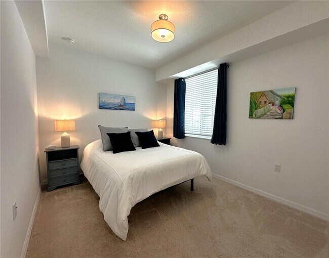 Building Photo - 14041 Heritage Landing Blvd