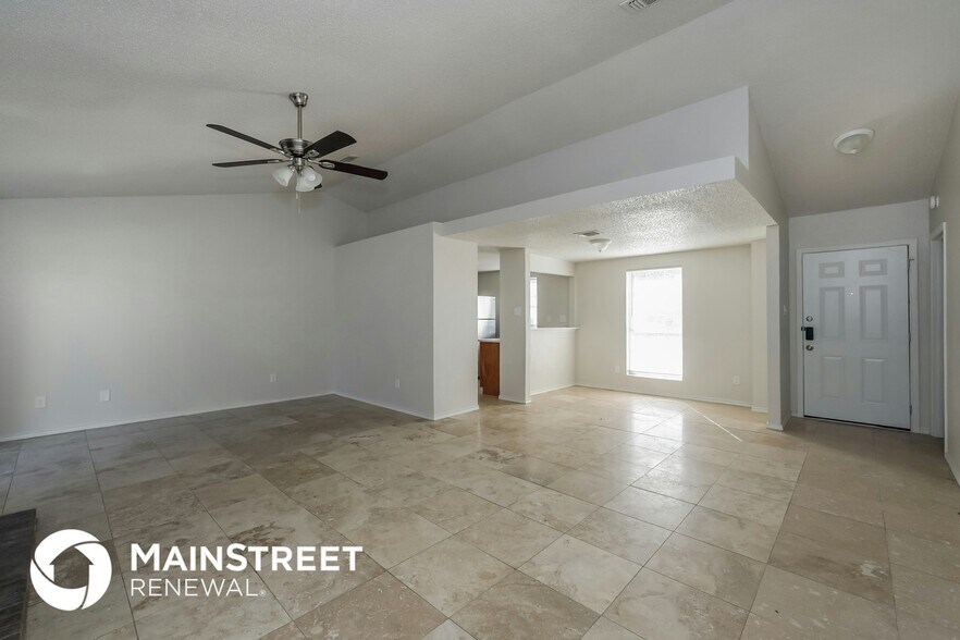 Building Photo - 3805 Big Leaf Ln