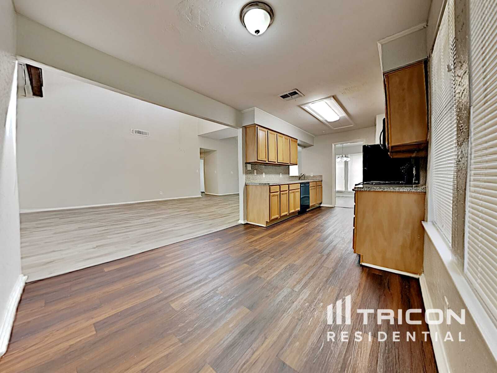 Building Photo - 5814 Arncliffe Dr