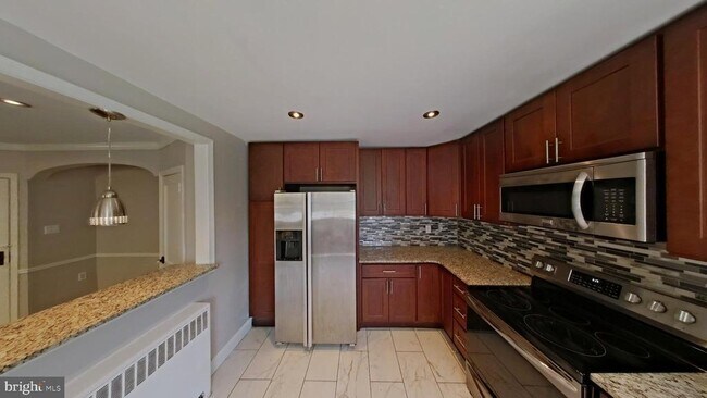 Building Photo - 2413 N 50th St